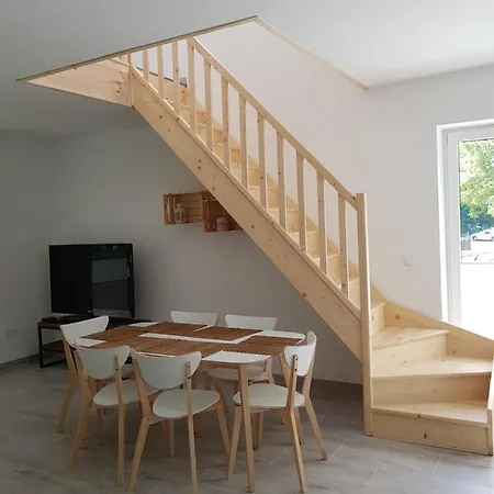Apartamenty Ambra Debina  Zewnętrze zdjęcie