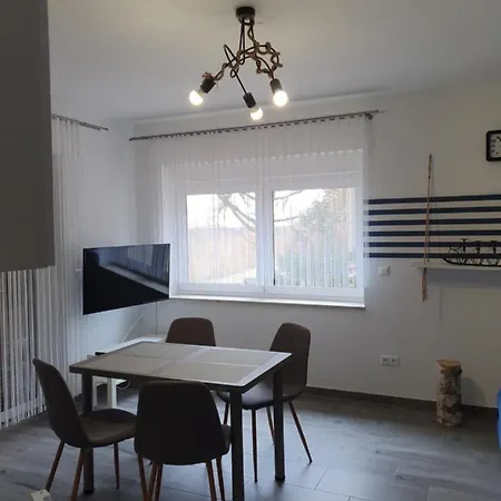 Apartamenty Ambra Debina  Zewnętrze zdjęcie