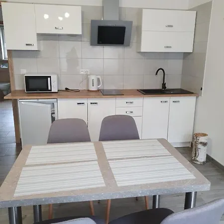 Apartamenty Ambra Debina  Zewnętrze zdjęcie