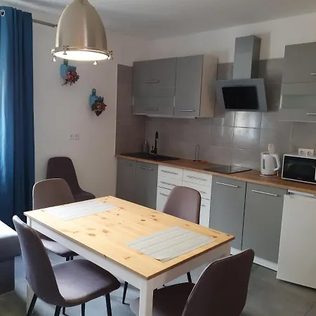 Apartamenty Ambra Debina  Zewnętrze zdjęcie
