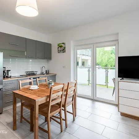 Apartamenty Ambra Debina  Zewnętrze zdjęcie